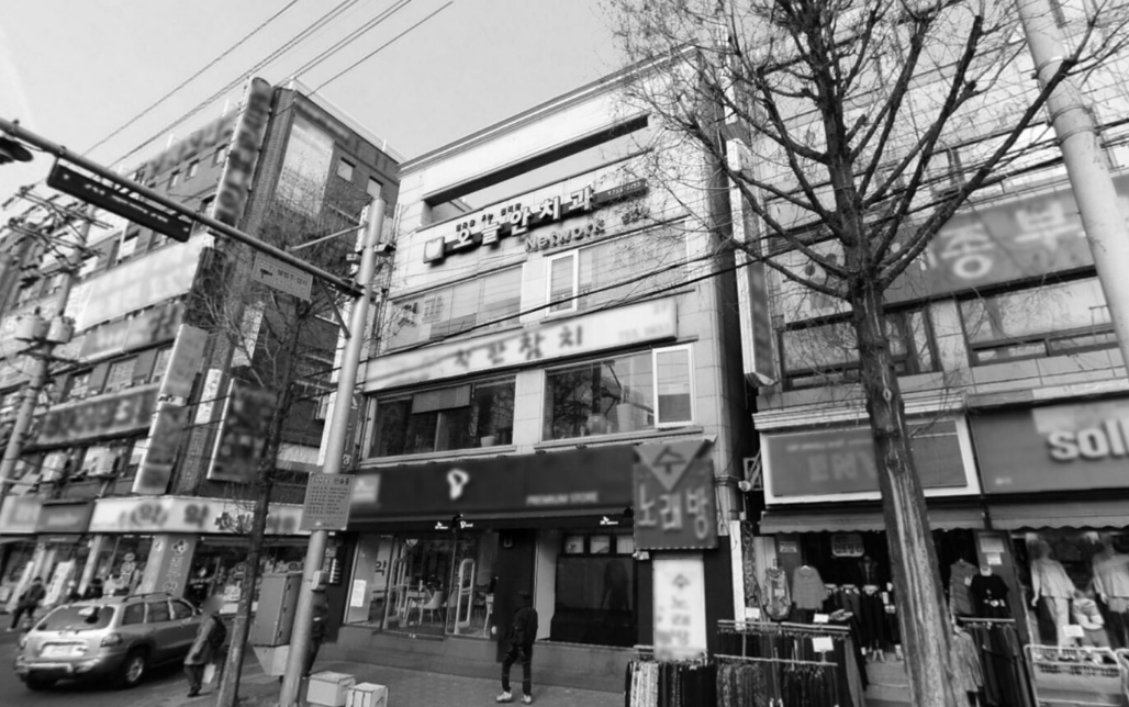 韓国ソウルの街並みと建物の外観